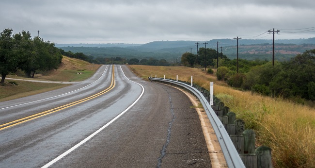 3 Things to Keep in Your Car for Black Ice Accidents